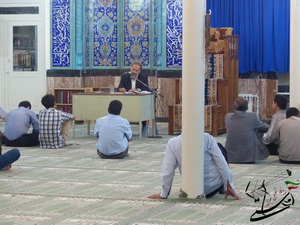 گزارش تصویری جلسه پرسش و پاسخ دکتر آذین نماینده مردم رفسنجان در مسجد امام(ره)