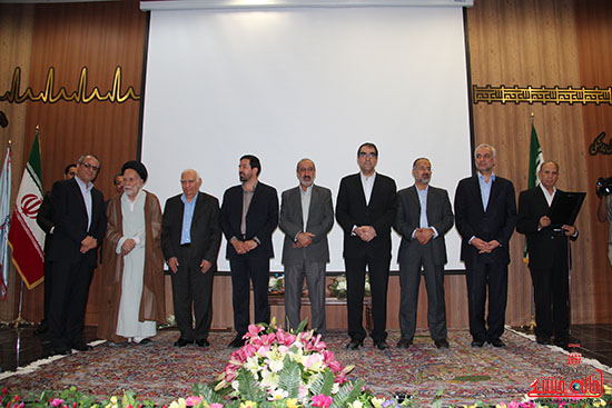 وزیر بهداشت از خیران حوزه سلامت در رفسنجان تجلیل کرد