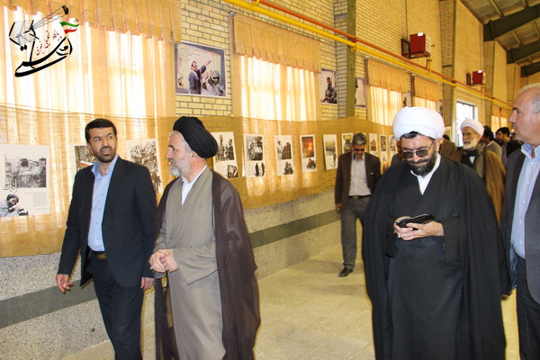 نمایشگاه مدرسه انقلاب در رفسنجان افتتاح شد