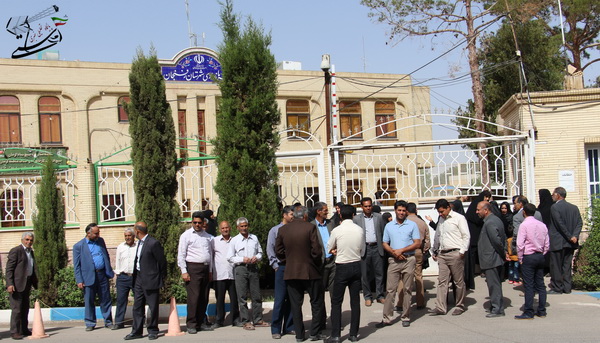 تجمع اعتراض آمیز مردم نوق در زمینه عدم رسیدگی به جاده نوق- بافق یزد