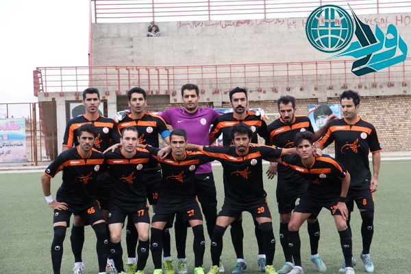 تیم فوتبال صنعت مس رفسنجان مقابل ایران جوان بوشهر به برتری رسید+عکس