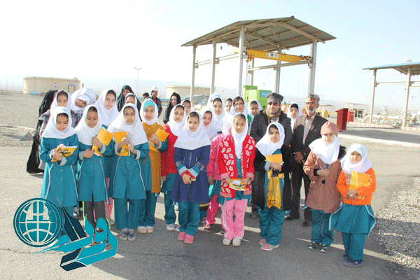 بازدید دانش آموزان از مرکز انتقال نفت رفسنجان