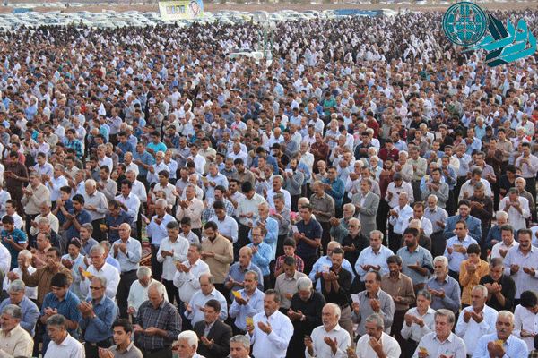 اقامه نماز باشکوه عید فطر در رفسنجان+ تصاویر