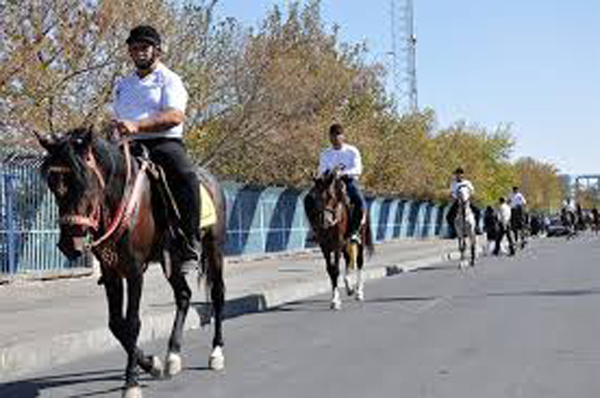 پیمودن مسیر قم تا مشهد با اسب توسط ۱۰ سوارکار رفسنجانی