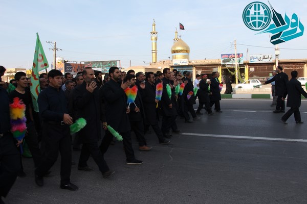 همایش نمادین پیاده روی اربعین عزاداران حسینی در رفسنجان + عکس