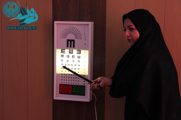 اجرای طرح پیشگیری از تنبلی چشم در رفسنجان/عکس