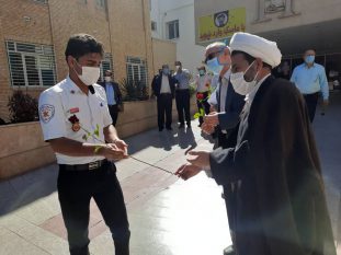 تجلیل مدافعان امنیت از مدافعان سلامت در رفسنجان +تصاویر