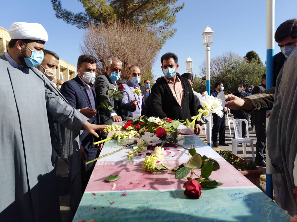 استقبال مدافعان سلامت رفسنجان از ۲شهید گمنام