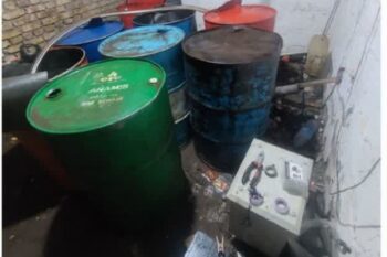کشف ۱۷۰۰ لیتر گازوئیل قاچاق در بازرسی از یک کارگاه ضایعاتی در رفسنجان