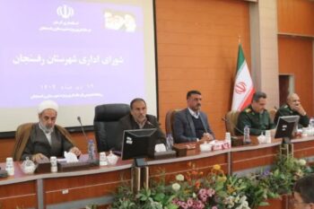 امام جمعه رفسنجان: هیچکس حق ندارد از امکانات دولتی و زمان اداری صرف نامزدهای انتخاباتی کند