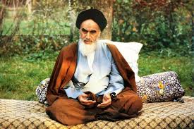 توصیه های انتخاباتی امام خمینی(ره)؛ کسی که به قصد خدمت آمده باشد دیگری را تخریب نمی کند