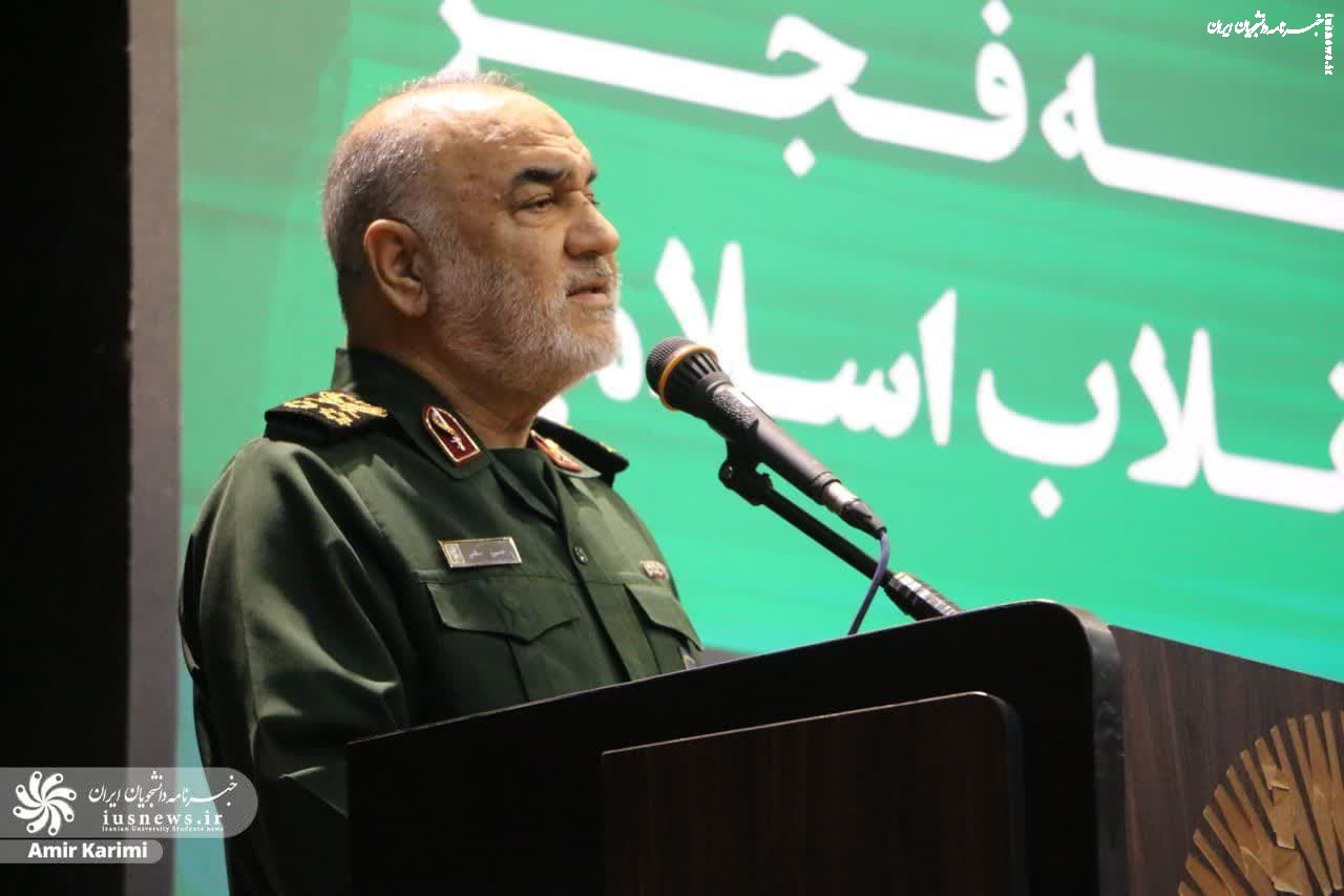 در اردوی جهاد اکبر اتحادیه انجمن‌های اسلامی دانشجویان مستقل مطرح شد؛ فرمانده کل سپاه: ایران امروز مستقل‌ترین کشور جهان است