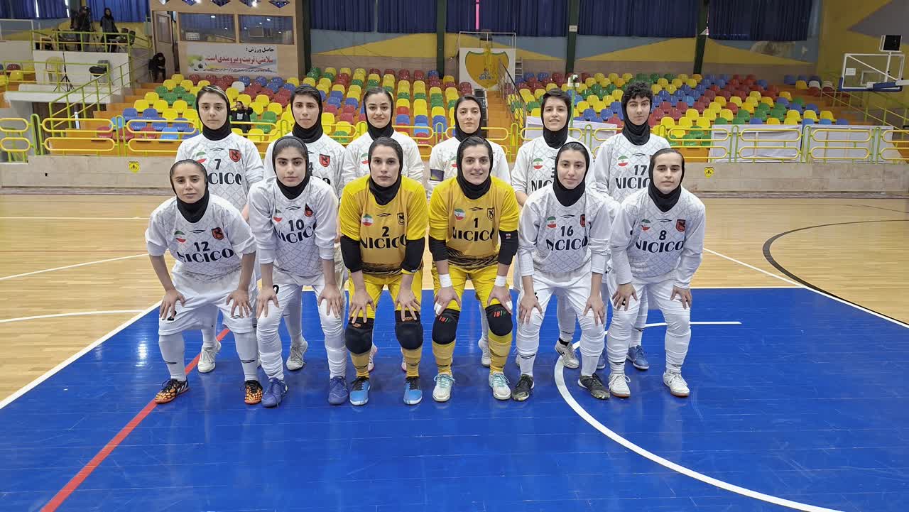باخت بانوان فوتسالیست‌ مس مقابل پالایش نفت آبادا