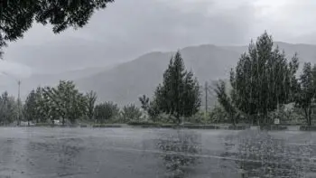 هشدار  رگبار و آبگرفتگی معابر در مرکز و نیمه جنوبی استان
