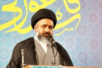گلایه امام جمعه موقت رفسنجان از سکوت برخی اصناف در برابر ناهنجاری‌ها